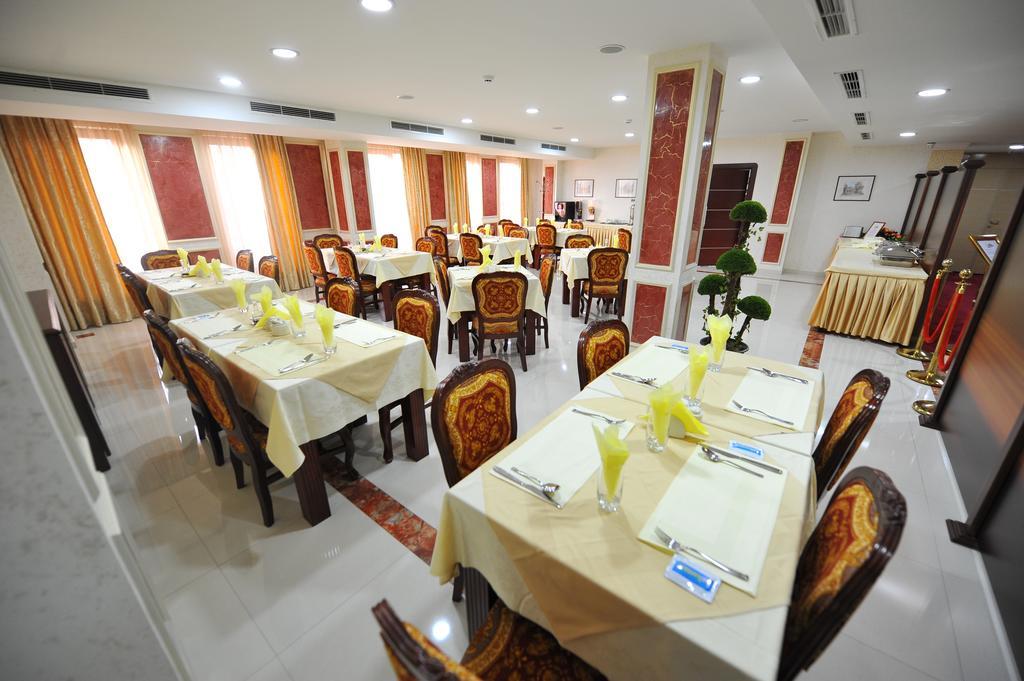 Hotel Gold Скопье Экстерьер фото