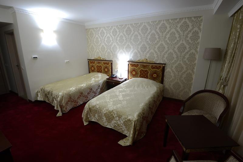 Hotel Gold Скопье Экстерьер фото