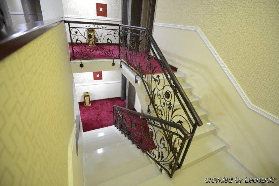 Hotel Gold Скопье Экстерьер фото