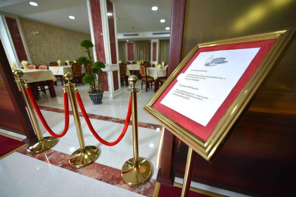 Hotel Gold Скопье Экстерьер фото