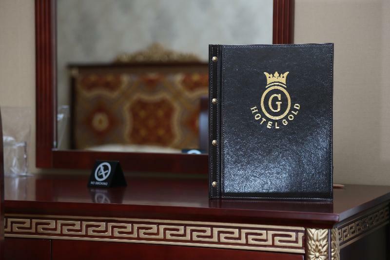 Hotel Gold Скопье Экстерьер фото